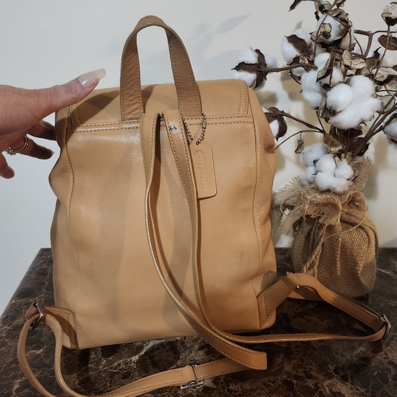 Coach Vintage  Hampton Legacy Leather  Backpack EUC - Picture 5 of 16